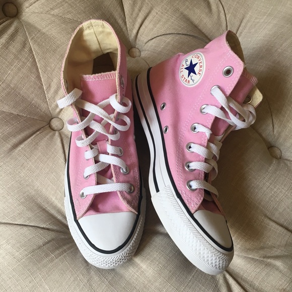 Converse Shoes - Pink Converse All-Star Tennis Shoes